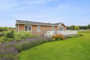 Host & Stay - Mahonia Lodge